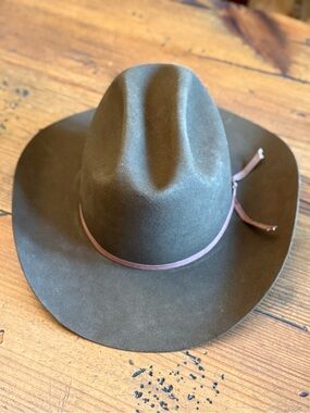 Resistol XXX Beaver Men’s Dark Brown Felt Hat - Classic Western Style